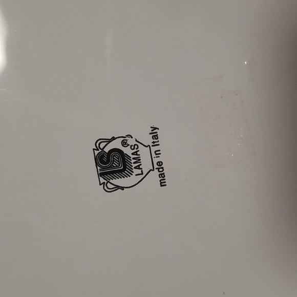 Two 9 Inch "lil swimmers" Dinner Plates - Picture 6 of 7